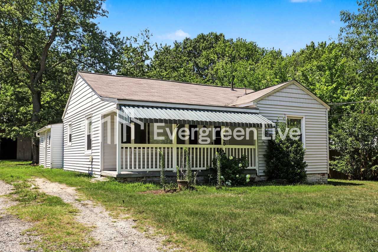 3720 Dawson Ave - Photo 2 of 10
