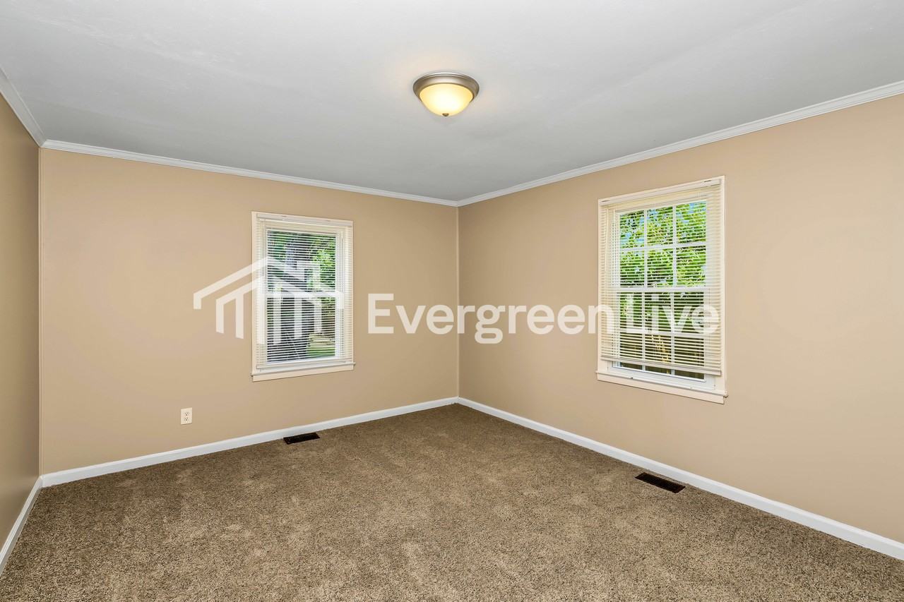 3720 Dawson Ave - Photo 4 of 10