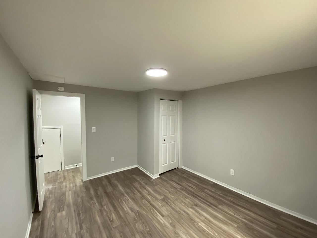 1810 Hemlock Ave - Photo 7 of 11
