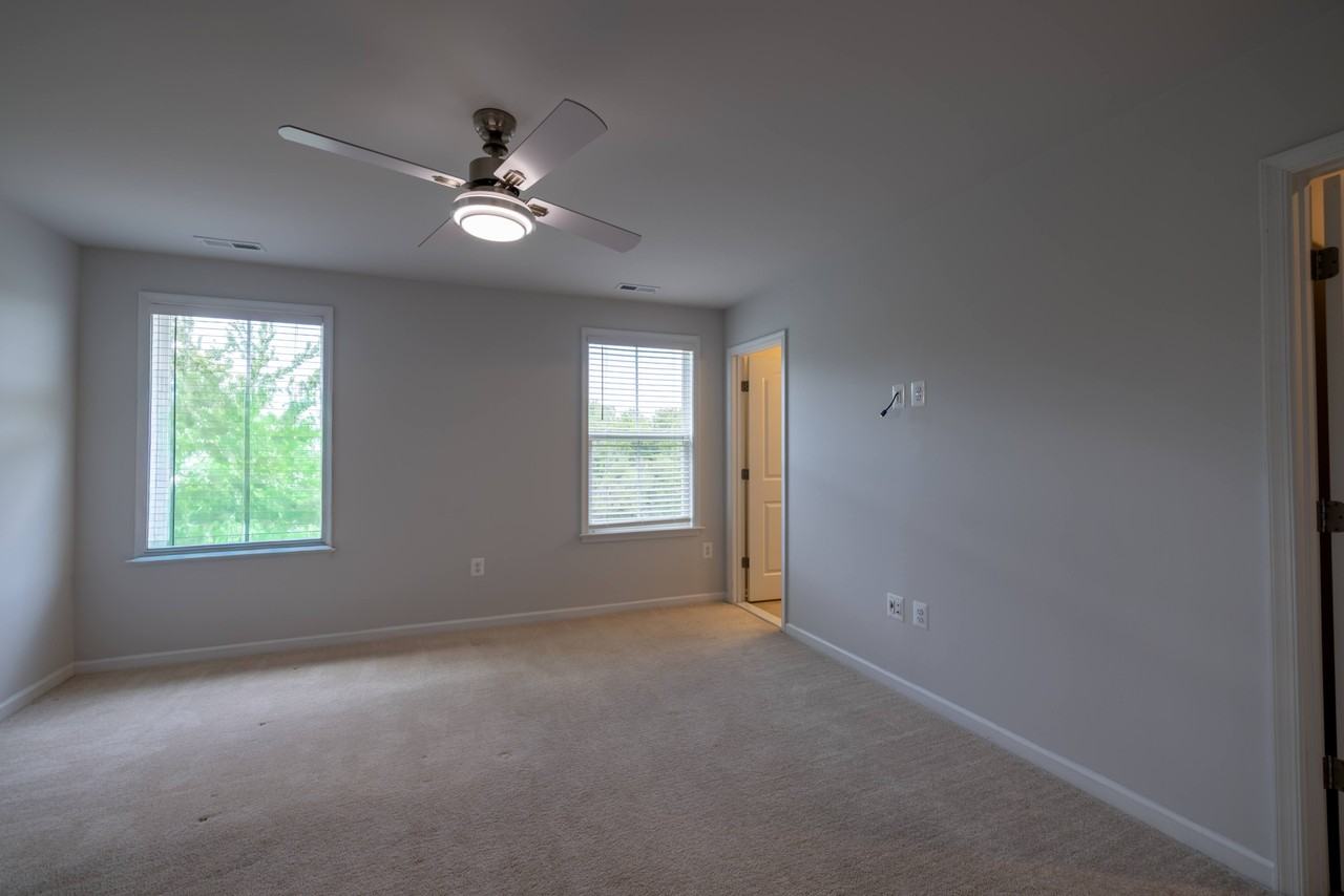 516 Rivanna Hill Way #E4 - Photo 7 of 23