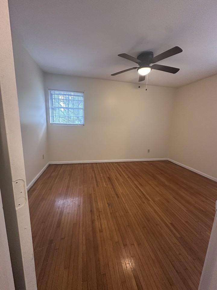 8129 2nd Ave S #A - Photo 3 of 11