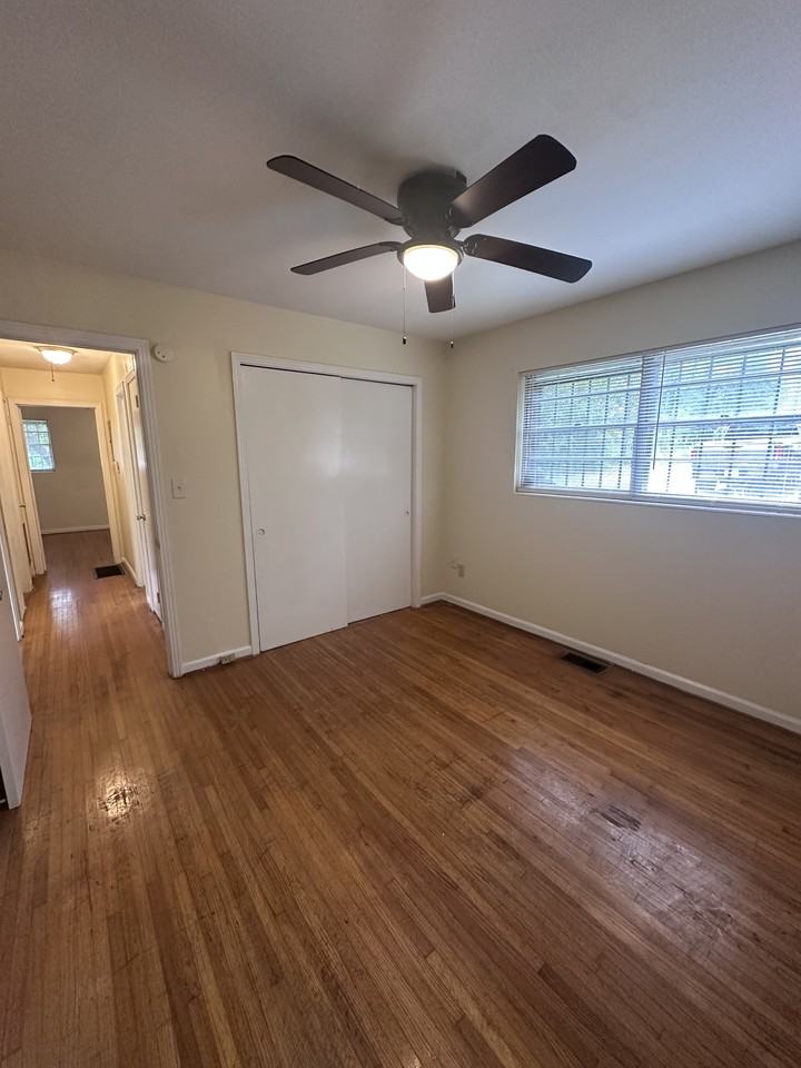 8129 2nd Ave S #A - Photo 7 of 11