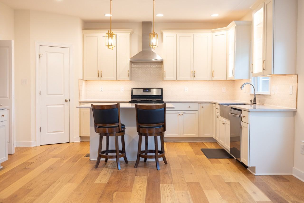 12194 Elnora Ln #11 - Photo 5 of 18