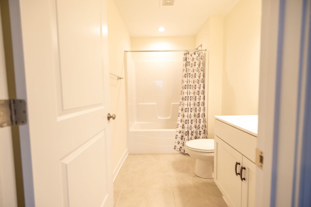 12194 Elnora Ln #11 - Photo 6 of 18