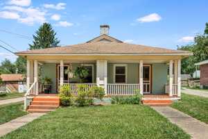 featured image of 303 Dennis St
