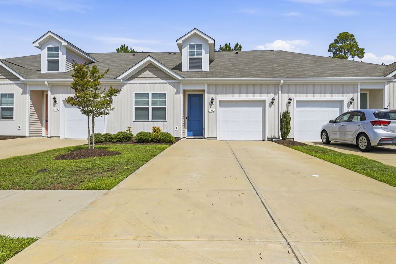 3412 Bells Lake Cir - Photo 3 of 25