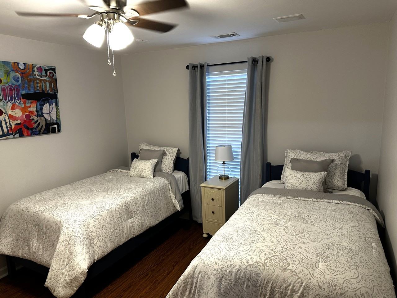 105 Wilkes Ct - Photo 2 of 12