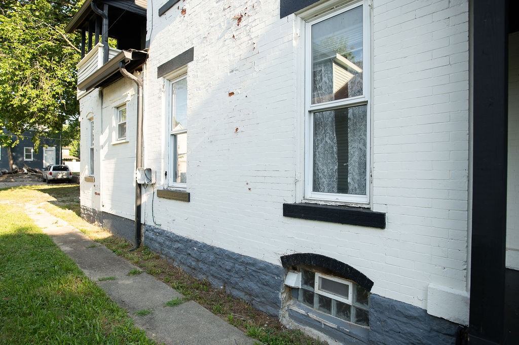 415 Brightwood Ave - Photo 5 of 26
