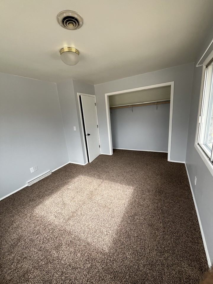 3703 Parkway Blvd #C - Photo 7 of 7