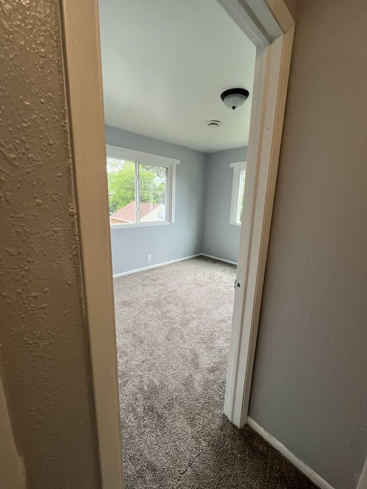 3704 Parkway Blvd #C - Photo 5 of 9