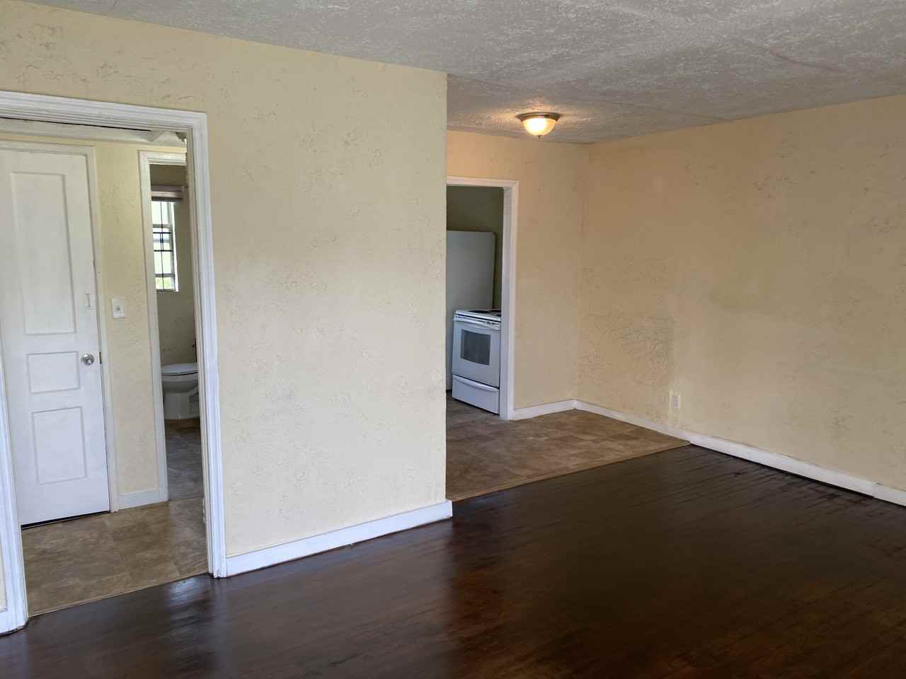 220 19th St Sw #220 - Photo 4 of 15