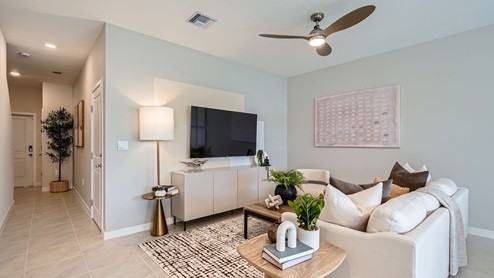 660 Sw 12th St - Photo 2 of 4