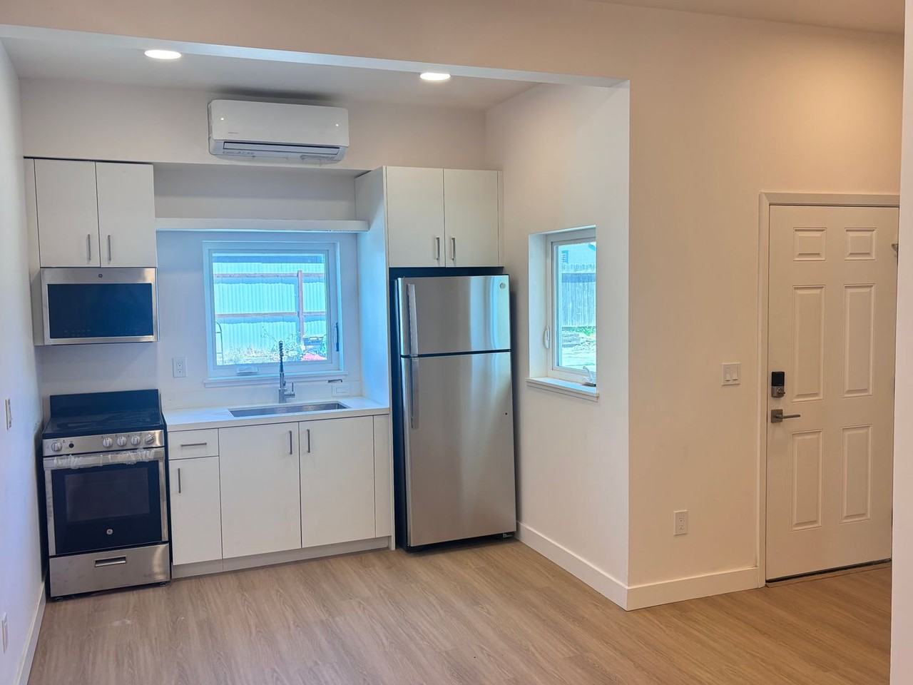 Newly Renovated Apartments | Pet Friendly | Gated Parking - Photo 3 of 9