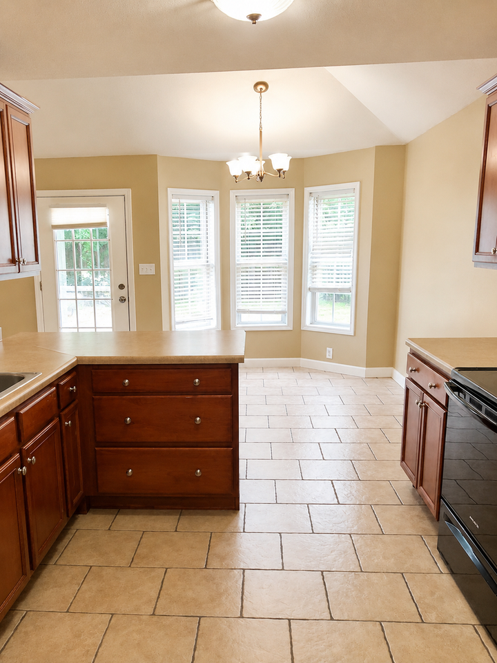 4717 Gregory Dr - Photo 5 of 14