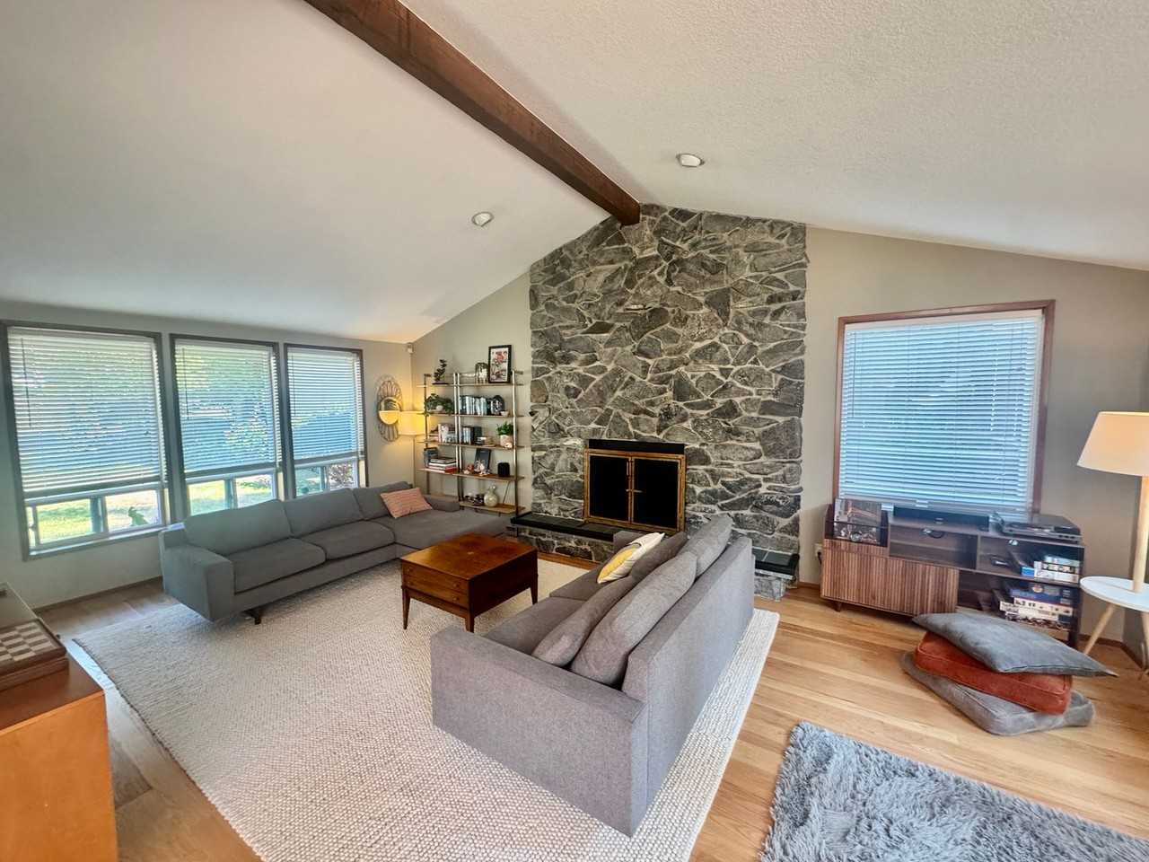 32205 8th Ave Sw - Photo 7 of 28