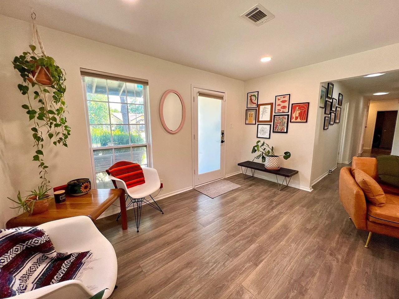 1908 Joy Ln - Photo 5 of 31