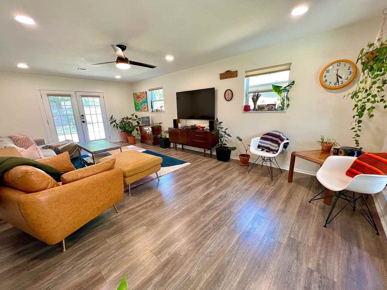 1908 Joy Ln - Photo 7 of 31