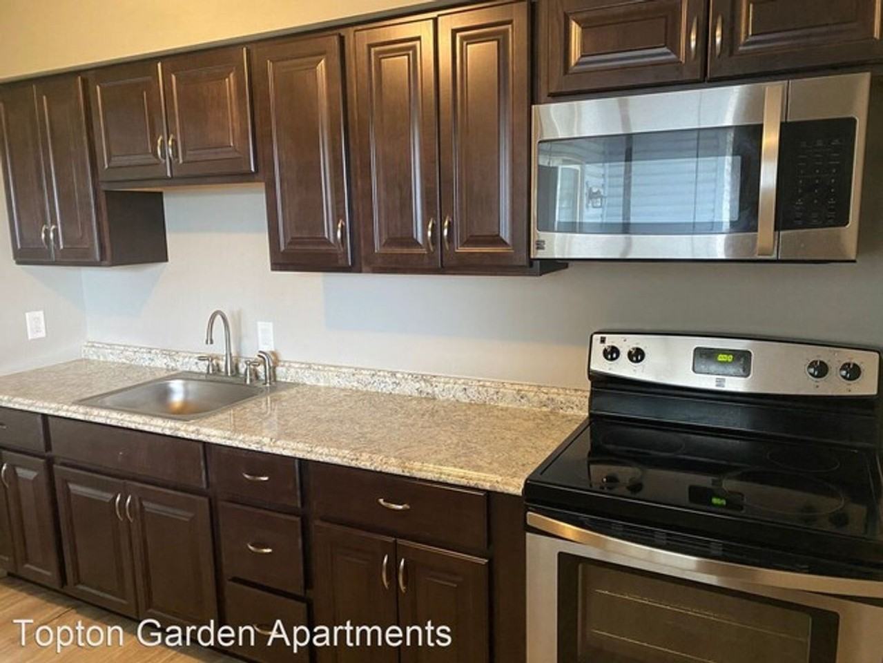 Topton Garden Apartments - Photo 3 of 7