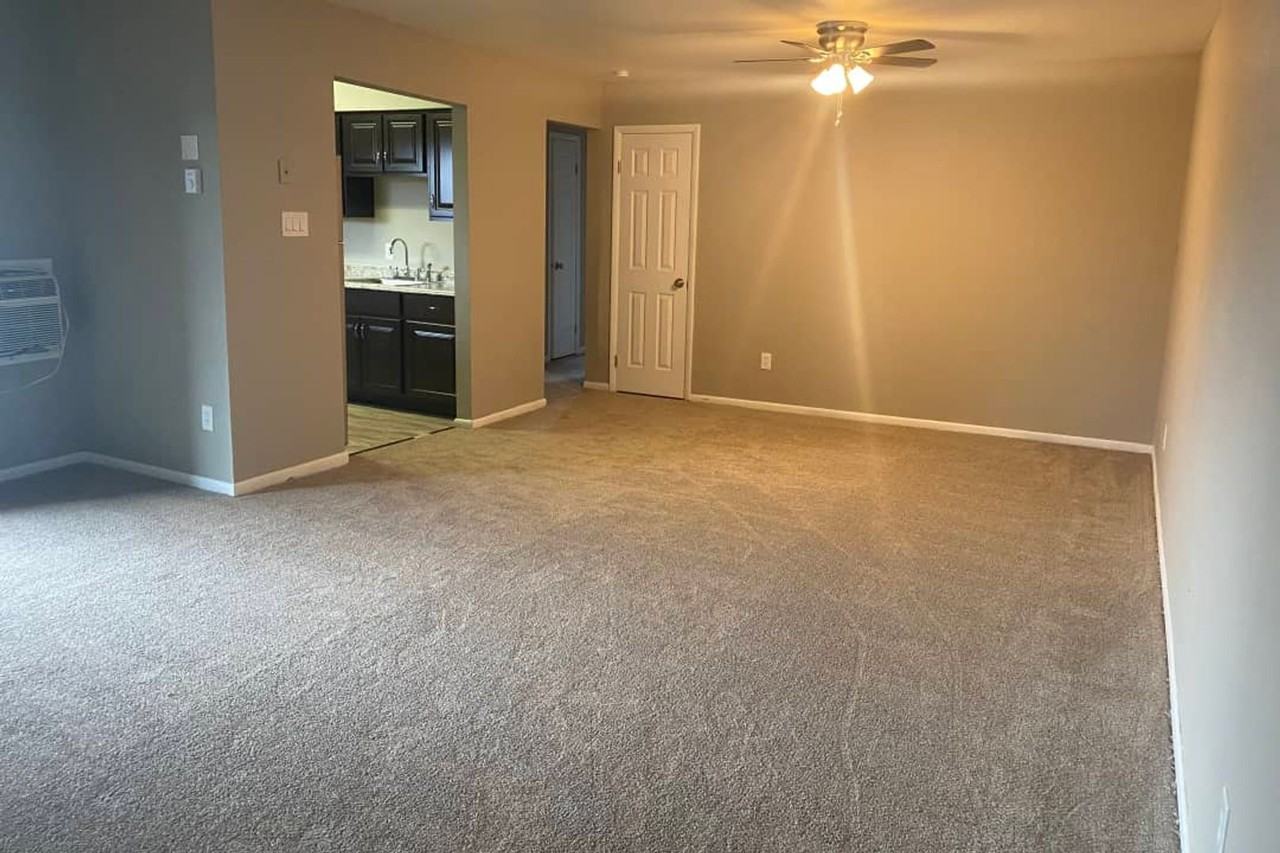 Topton Garden Apartments - Photo 6 of 7