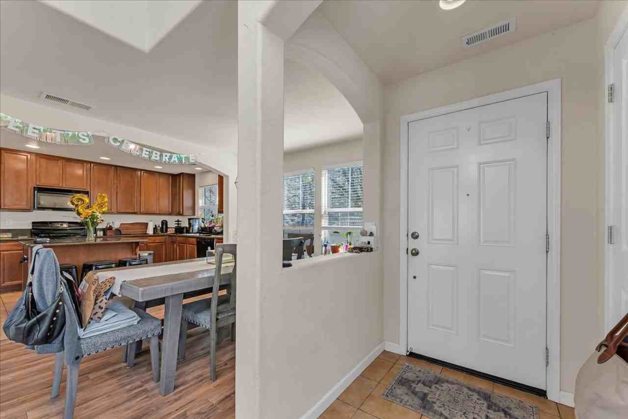 7604 Stone Bluff Way - Photo 6 of 29