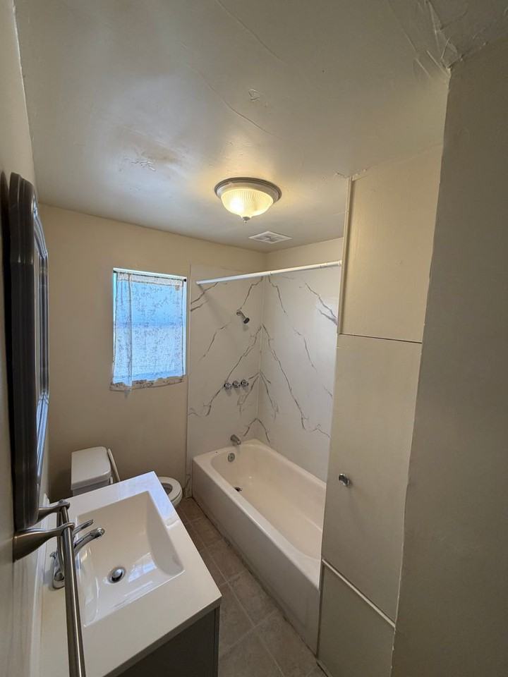 2735 Central Ave - Photo 5 of 13