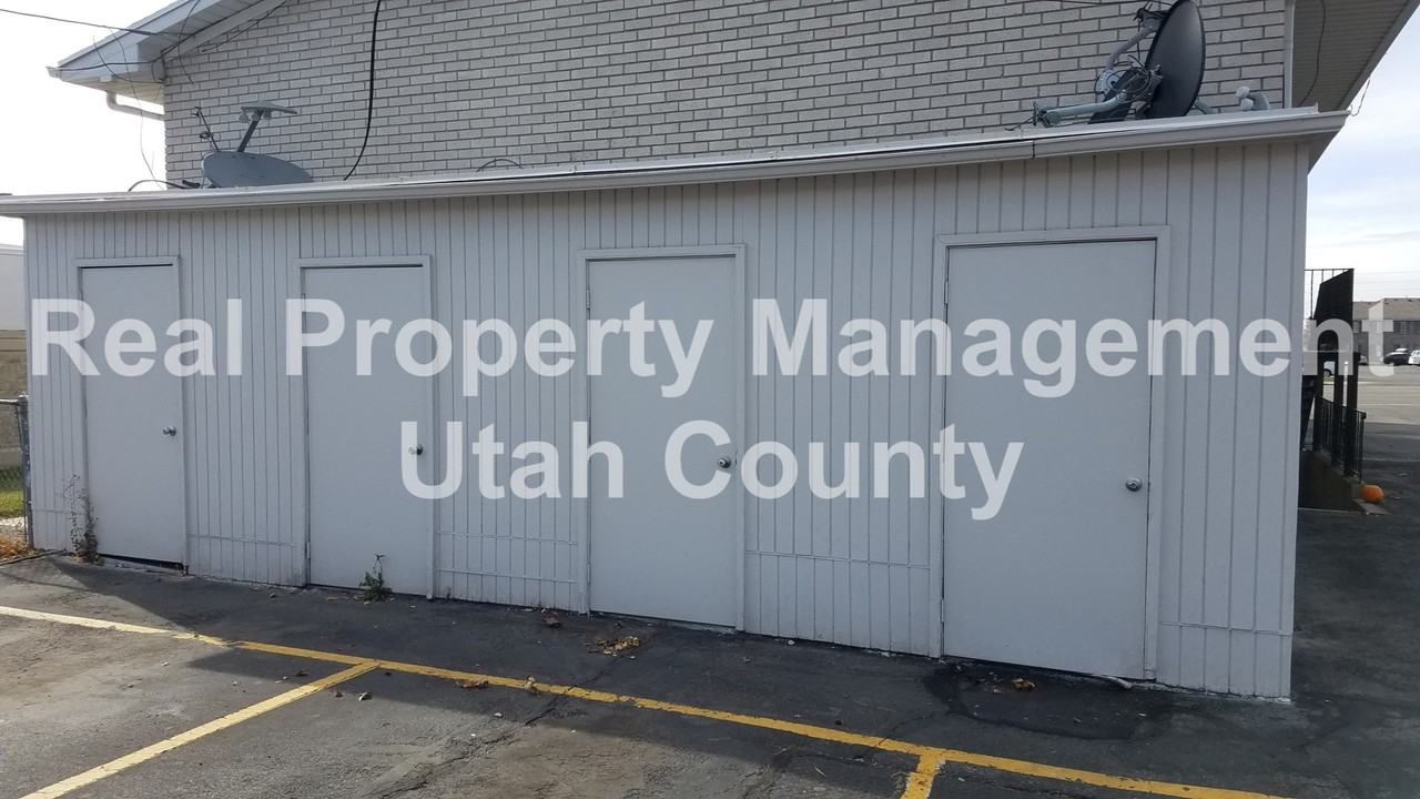 503 S State St #2 - Photo 4 of 4
