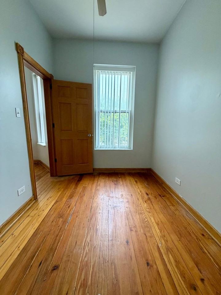 1853 N Humboldt Blvd - Photo 4 of 14