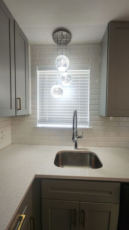 5878 Nottingham - Photo 2 of 12