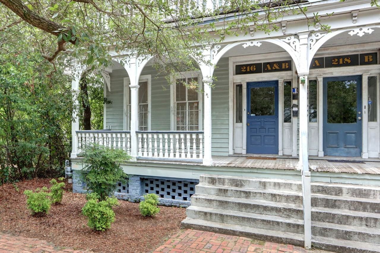 216 E Henry St #A - Photo 5 of 32