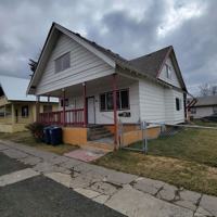 featured image of 3002 E Rowan Ave