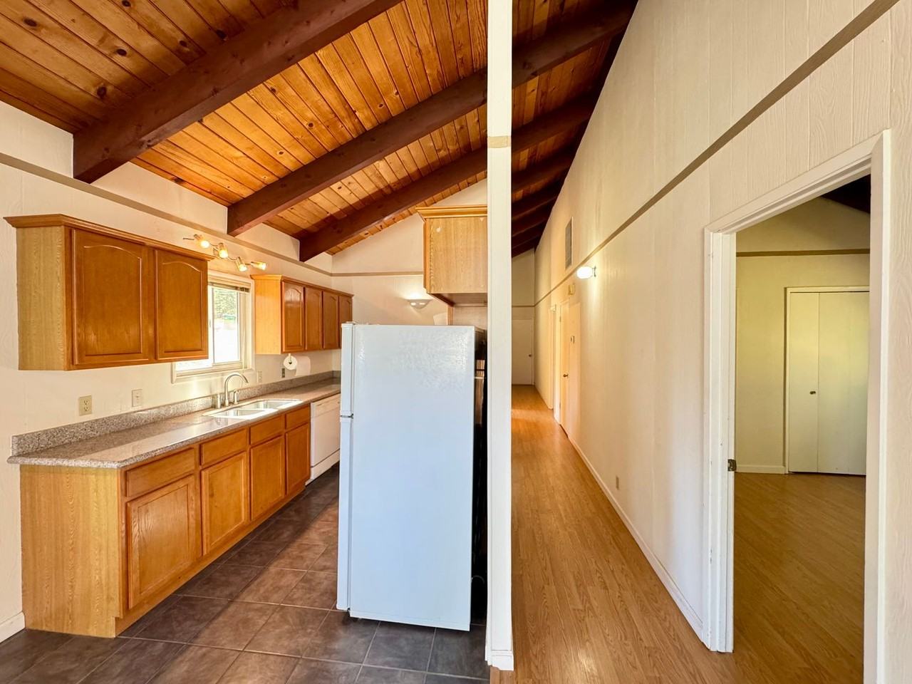 11447 Lower Circle Dr - Photo 7 of 22