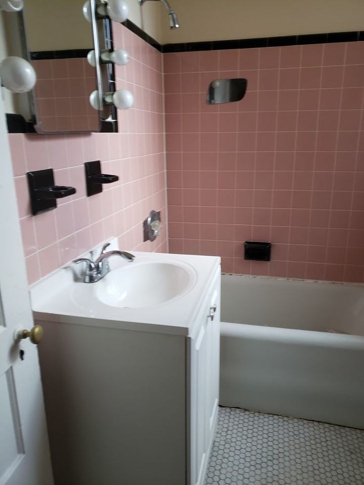 1320 Linden St - Photo 7 of 11