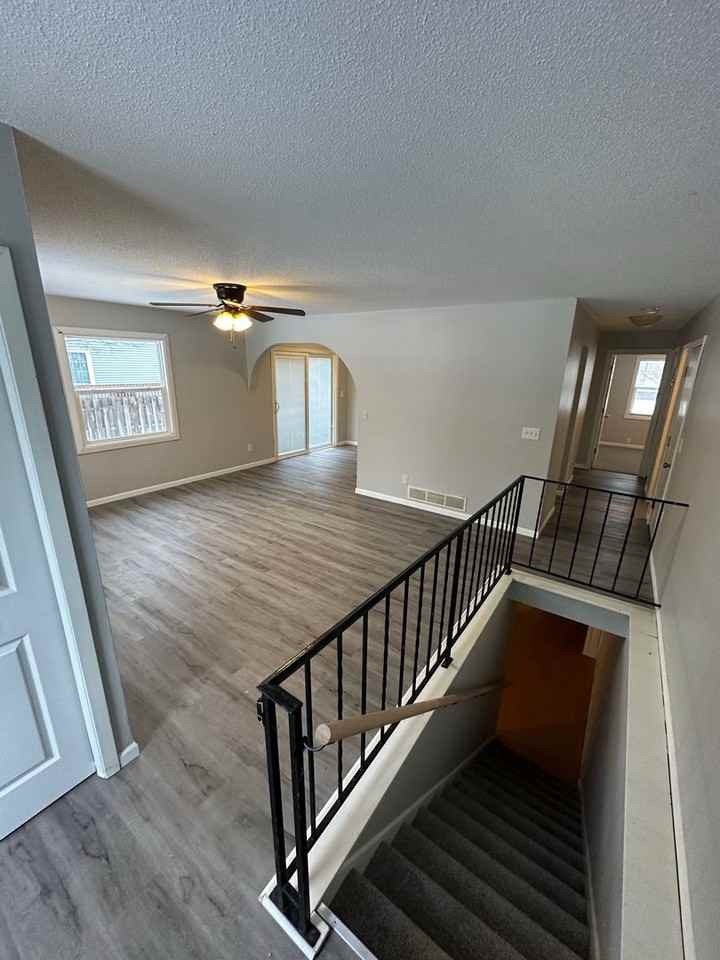 12421 Tyler St Ne - Photo 2 of 18