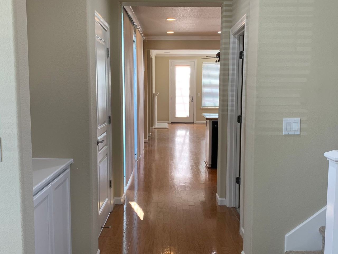 1717 Blakesley Dr - Photo 6 of 25