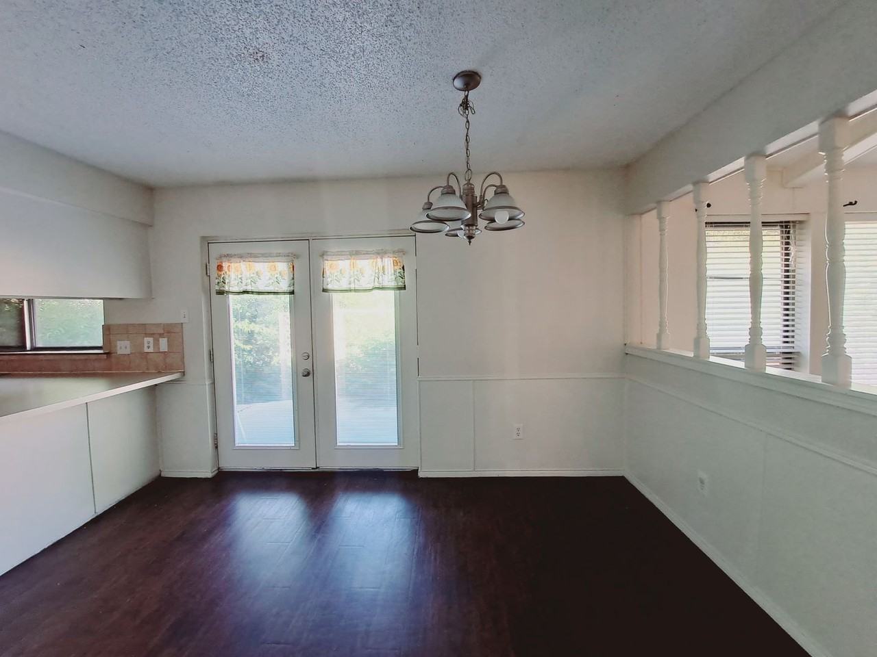 4106 Cedar Creek Dr - Photo 6 of 21