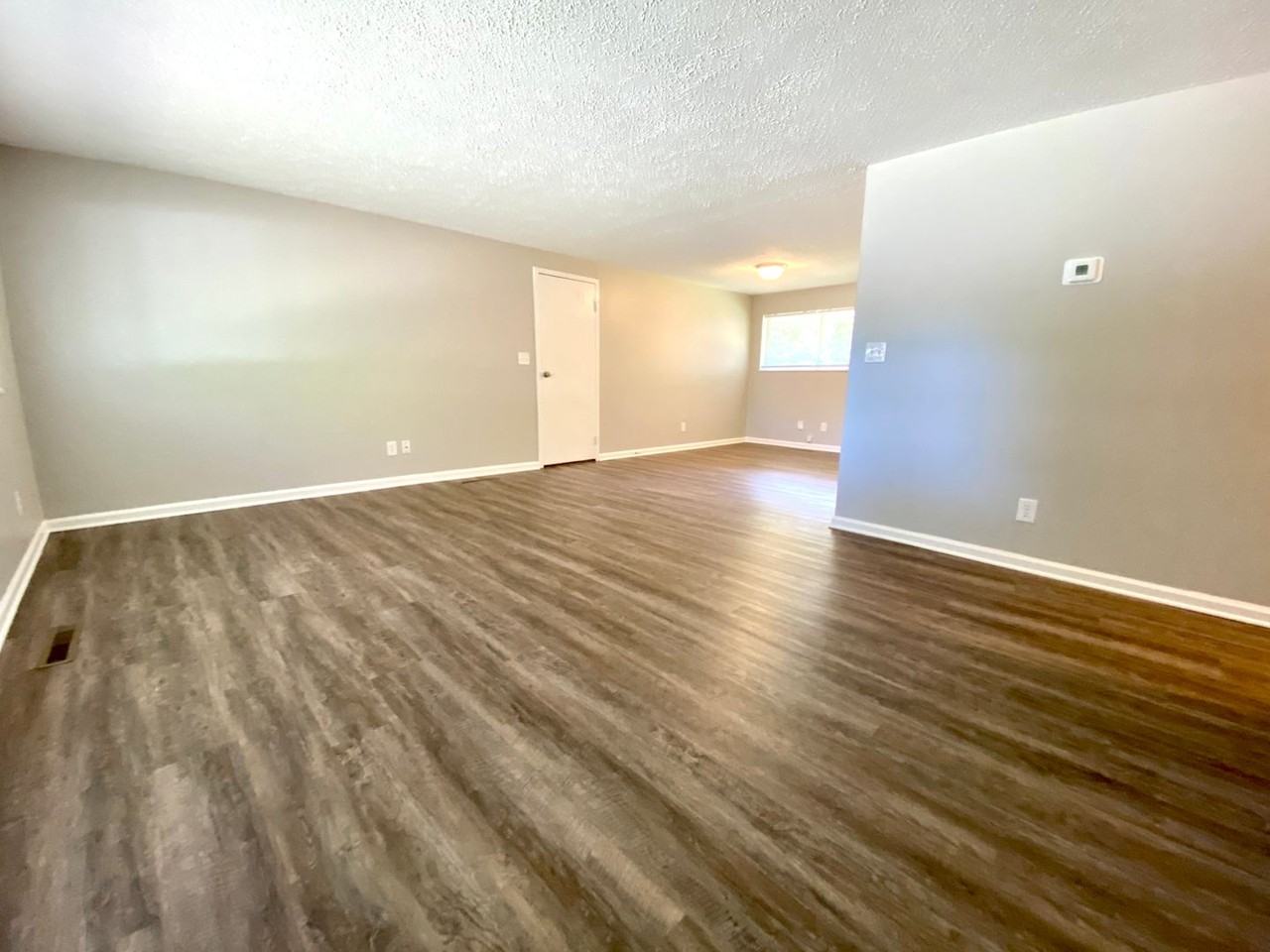 4417 Grayson St - Photo 2 of 15