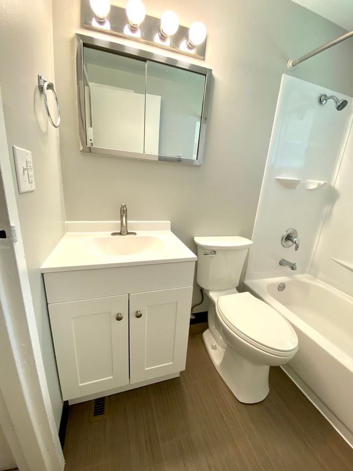 4417 Grayson St - Photo 7 of 15