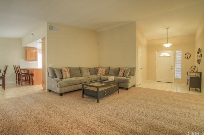 1319 Zirconia St - Photo 5 of 24
