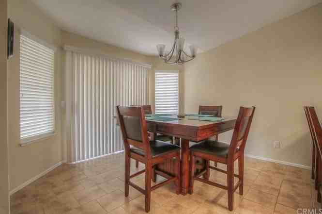 1319 Zirconia St - Photo 6 of 24