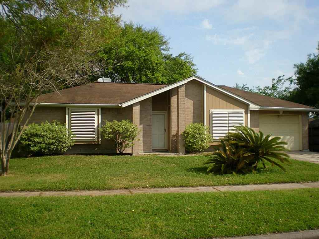 2502 Drummer Dr - Photo 2 of 14