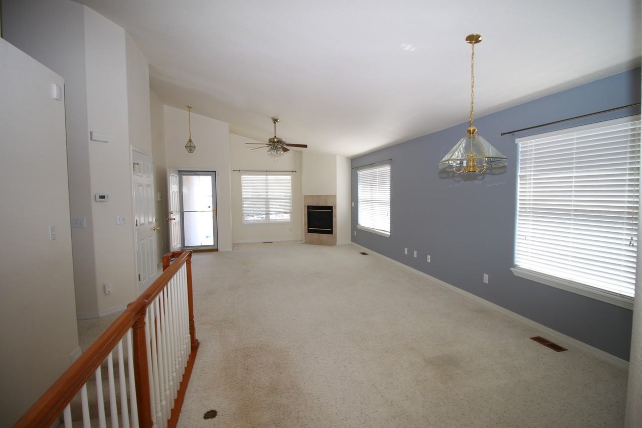 1175 Hill Mesa Ct - Photo 3 of 40