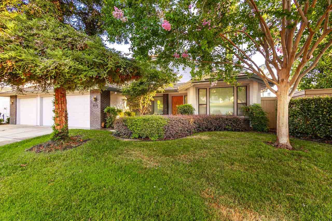 11859 S Carson Way - Photo 2 of 27