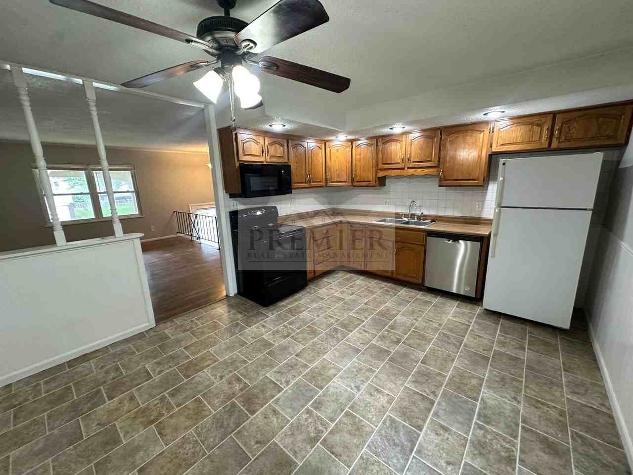 730 N Aztec Dr - Photo 4 of 22