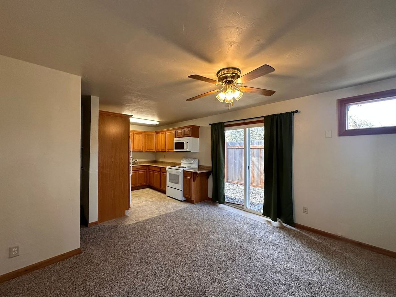 24966 Dunham Ave - Photo 2 of 13