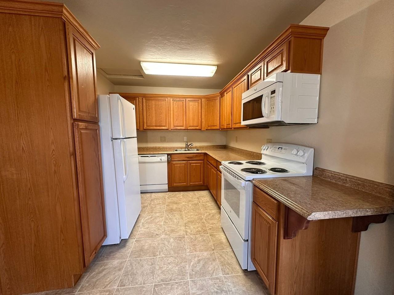 24966 Dunham Ave - Photo 4 of 13