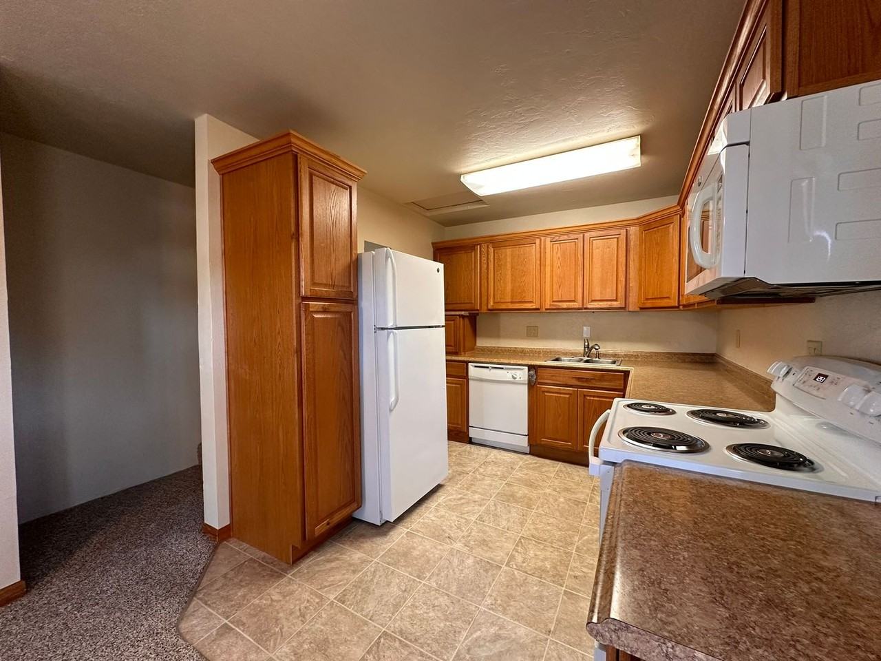 24966 Dunham Ave - Photo 5 of 13