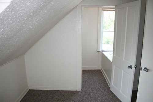 1819 1/2 Norwood St - Photo 3 of 5