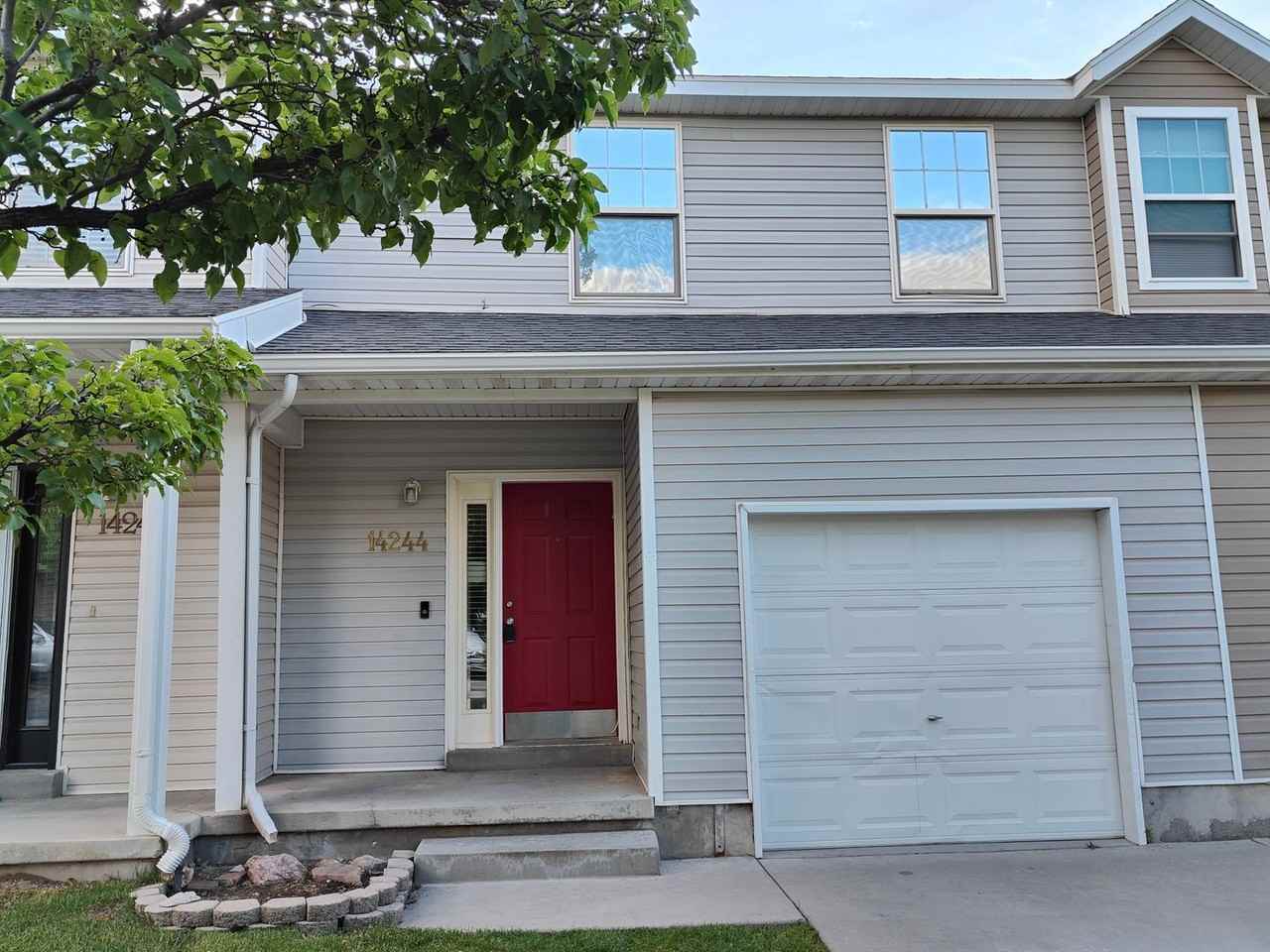 14244 S Daisyfield Dr - Photo 3 of 32