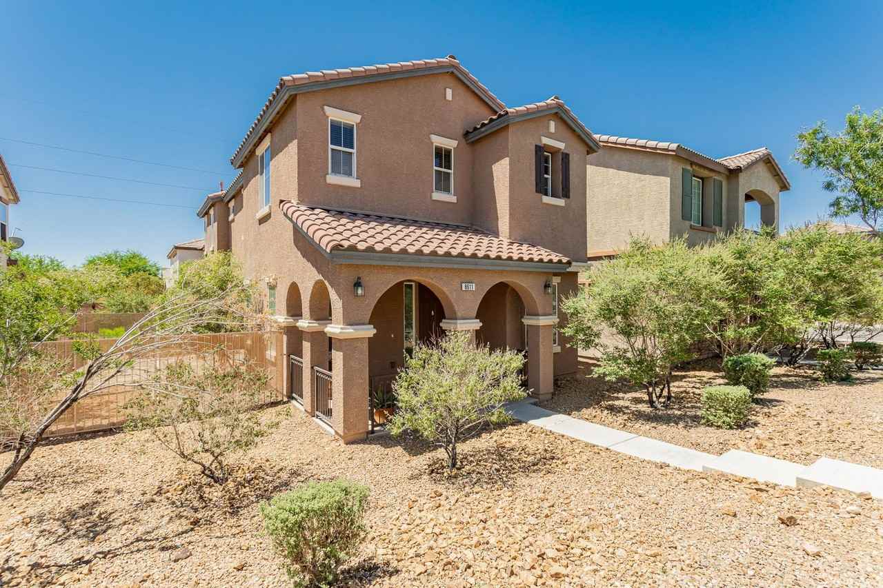 8611 Splendid Leaf Ct - Photo 2 of 45