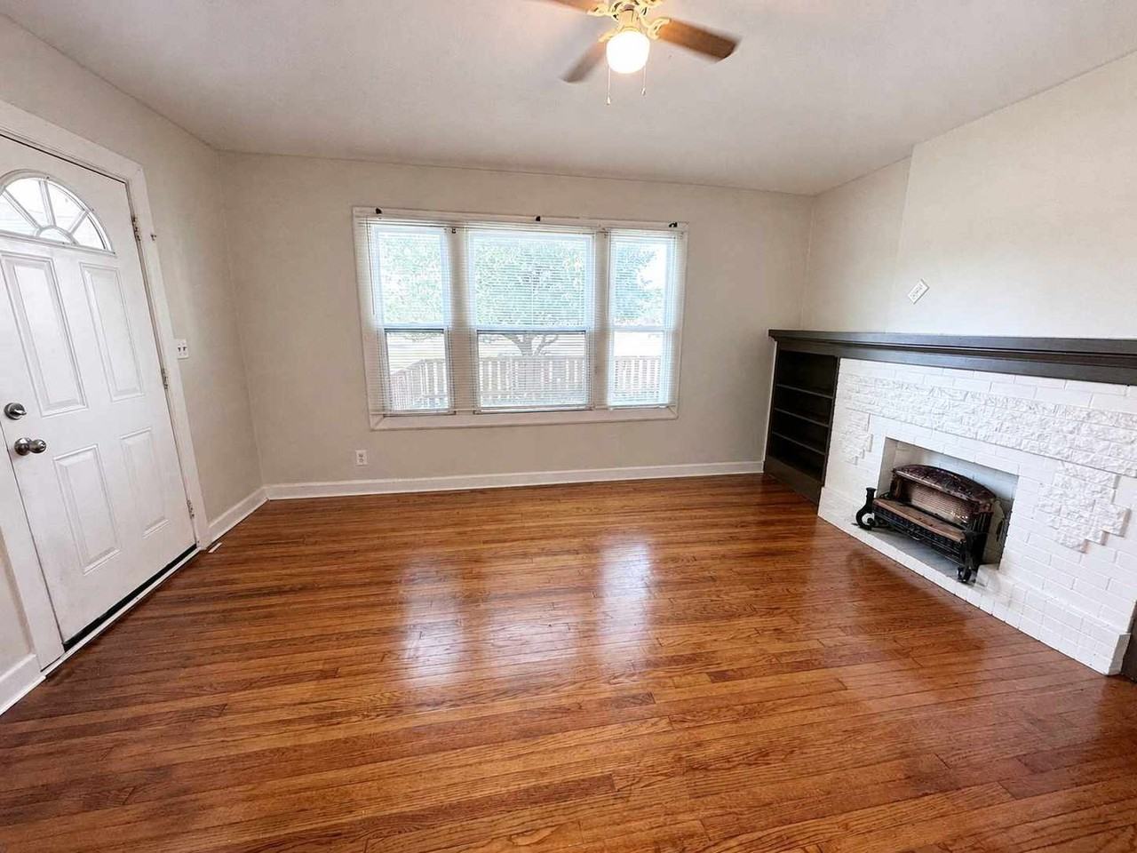 2305 Nw 15th St #B - Photo 5 of 14